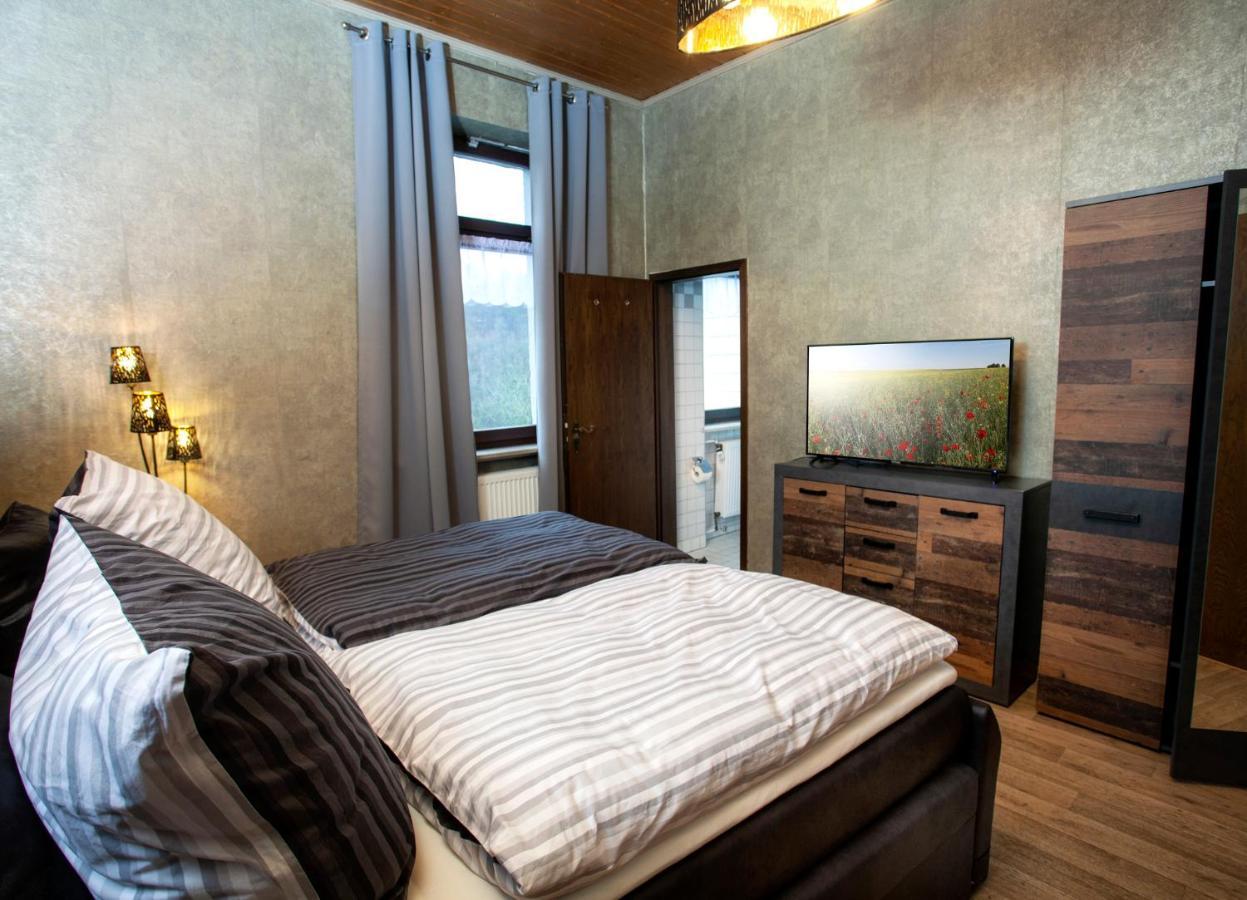 Hotel Sankt Wendel Pruem Bagian luar foto